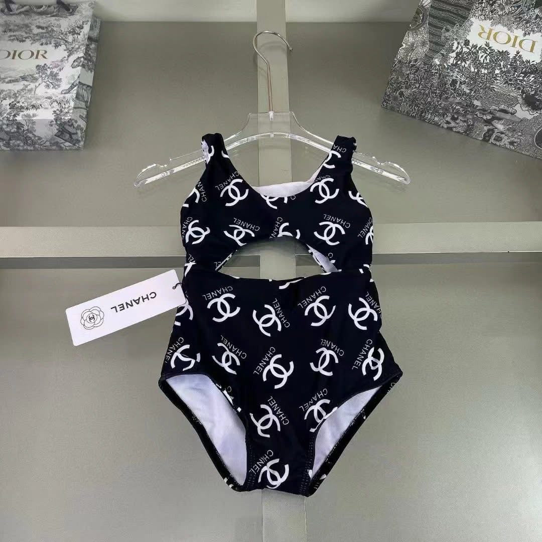 Pre order Swim in CC set