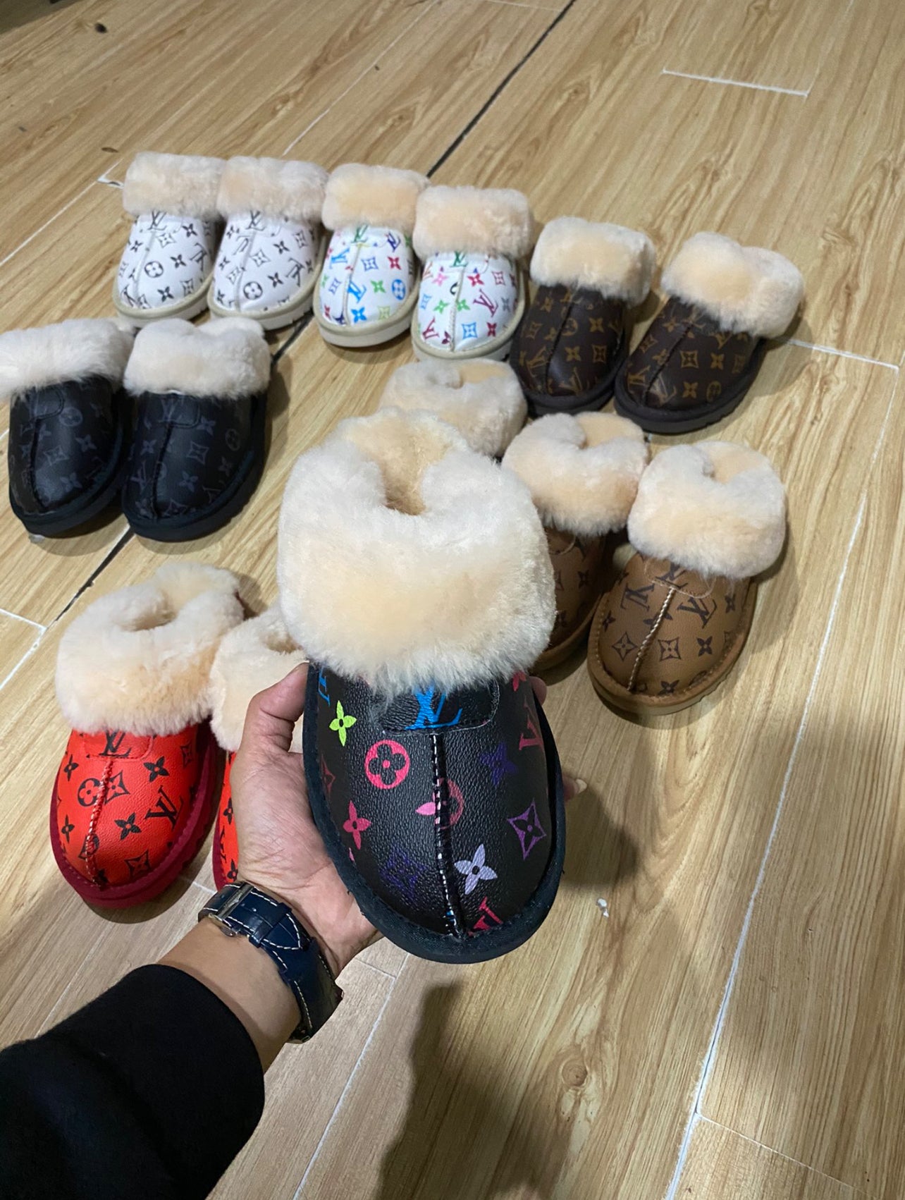 Pre-Order Fur Slippers Women