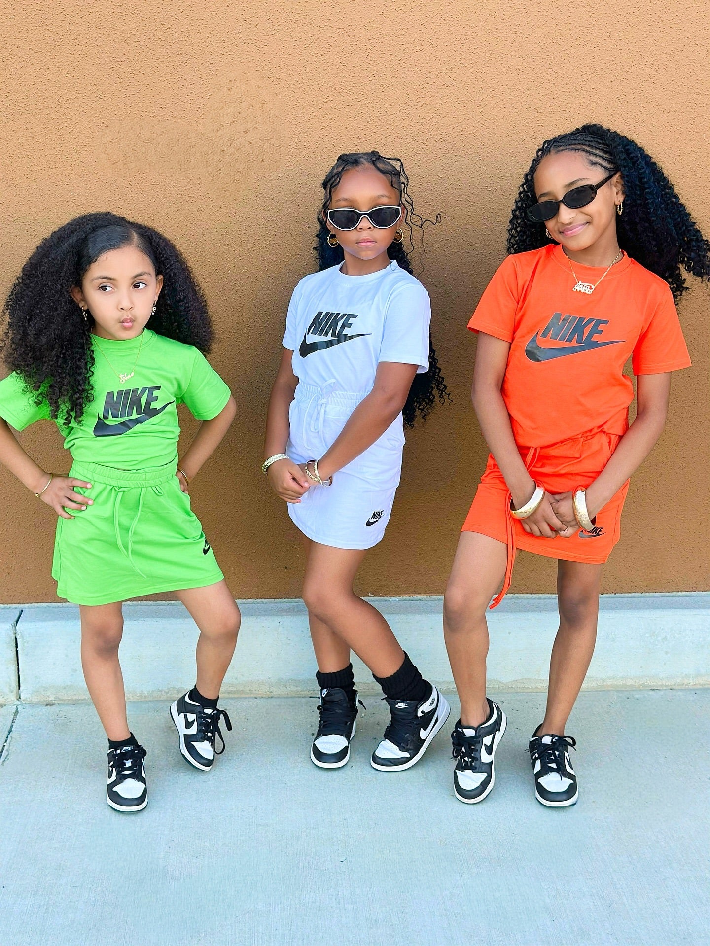 Pre Order Colors in Check Set